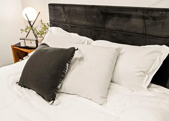 The Urban Loft - Stylish Industrial Living Apartment